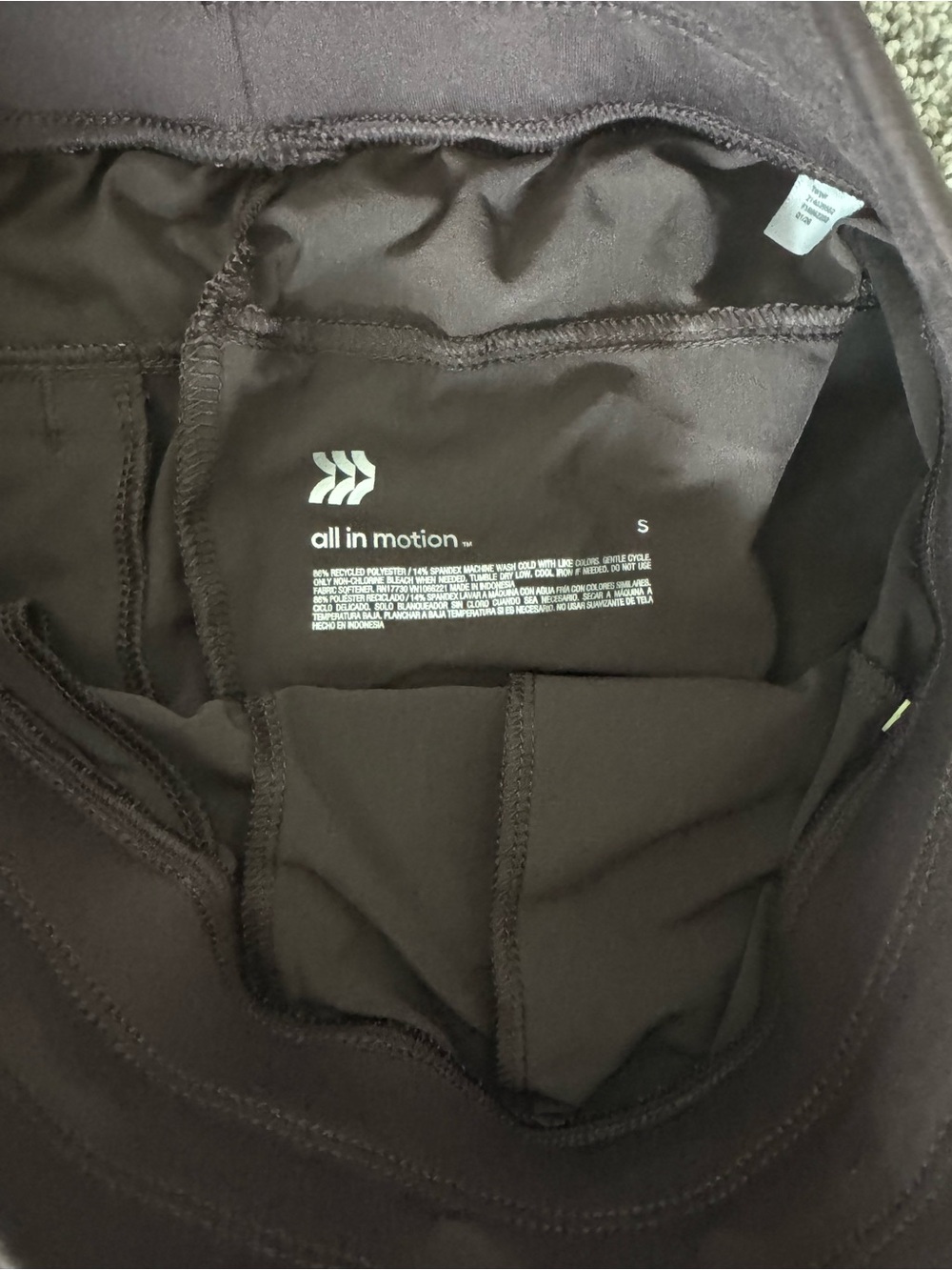 All in Motion cargo jogger - Picture 2 of 3